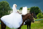 Красивое свадебное платье продам не дорого 